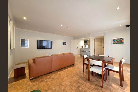 Sala de apartamento à venda com 2 quartos, 84m² em Vila Nova Conceição, São Paulo