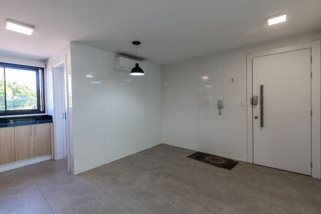 Apartamento para alugar com 163m², 3 quartos e 3 vagas Apartamento para alugar com 163m², 3 quartos e 3 vagasCozinha