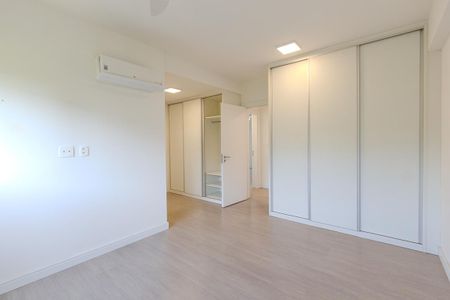 Apartamento para alugar com 163m², 3 quartos e 3 vagas Apartamento para alugar com 163m², 3 quartos e 3 vagasSuíte 2
