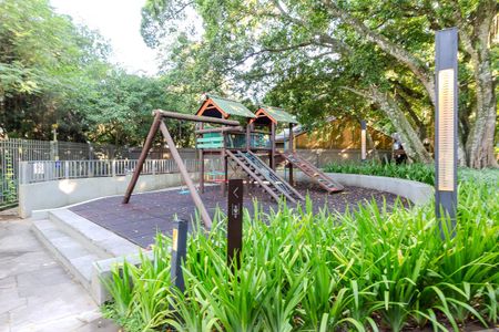 Apartamento para alugar com 163m², 3 quartos e 3 vagas Apartamento para alugar com 163m², 3 quartos e 3 vagasÁrea comum - Playground