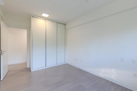 Apartamento para alugar com 163m², 3 quartos e 3 vagas Apartamento para alugar com 163m², 3 quartos e 3 vagasSuíte 2
