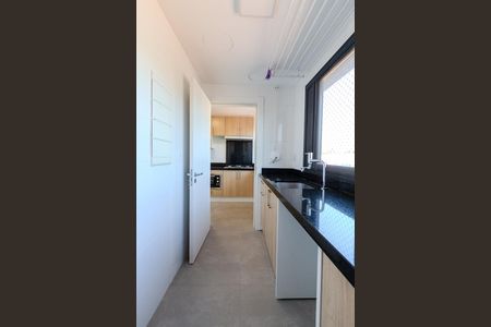 Apartamento para alugar com 163m², 3 quartos e 3 vagas Apartamento para alugar com 163m², 3 quartos e 3 vagasÁrea de Serviço