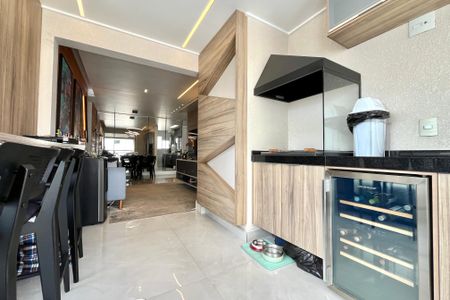 Apartamento à venda com 68m², 2 quartos e 1 vagaVaranda