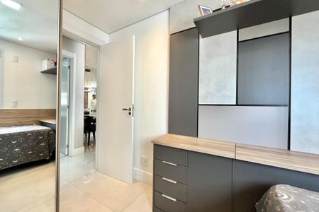 Apartamento à venda com 68m², 2 quartos e 1 vagaQuarto 2