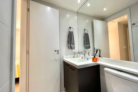 Apartamento à venda com 68m², 2 quartos e 1 vagaBanheiro da Suíte
