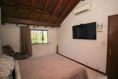 Casa à venda com 300m², 6 quartos e 2 vagas Casa à venda com 300m², 6 quartos e 2 vagasSuíte 1