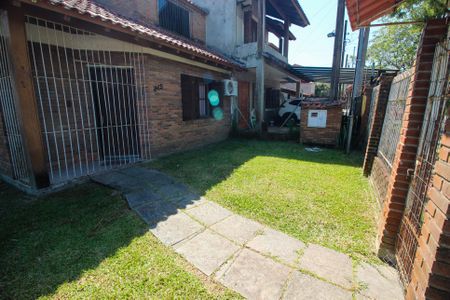 Casa à venda com 300m², 6 quartos e 2 vagas Casa à venda com 300m², 6 quartos e 2 vagasQuintal