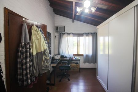 Casa à venda com 300m², 6 quartos e 2 vagas Casa à venda com 300m², 6 quartos e 2 vagasQuarto 1