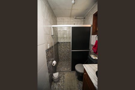 Casa à venda com 300m², 6 quartos e 2 vagas Casa à venda com 300m², 6 quartos e 2 vagasBanheiro da Suíte 1