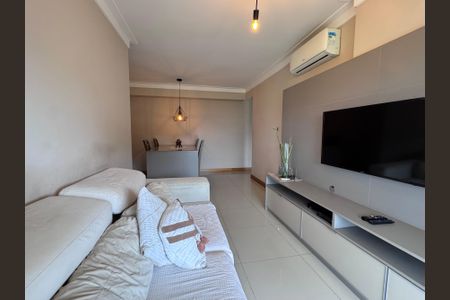 Sala de apartamento à venda com 3 quartos, 84m² em Recreio dos Bandeirantes, Rio de Janeiro