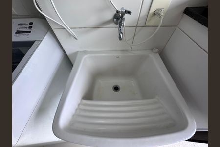 Apartamento à venda com 84m², 3 quartos e 1 vaga Apartamento à venda com 84m², 3 quartos e 1 vagaCozinha e Área de Serviço