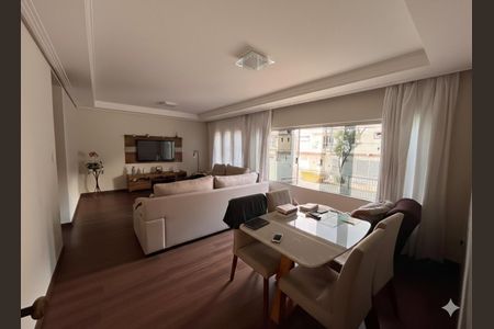 Casa à venda com 367m², 3 quartos e 5 vagas