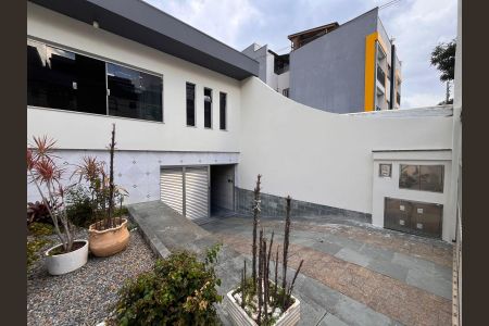Casa à venda com 367m², 3 quartos e 5 vagas