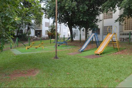 Apartamento para alugar com 52m², 2 quartos e 1 vagaÁrea comum - Playground