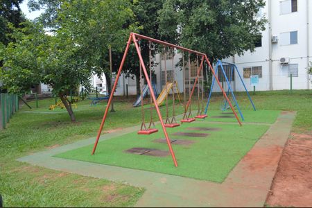 Apartamento para alugar com 52m², 2 quartos e 1 vagaÁrea comum - Playground