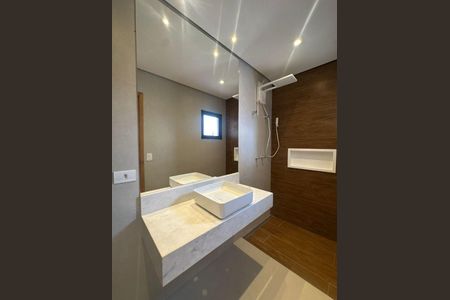 Casa à venda com 3 quartos, 120m² em Vila Gumercindo, São Paulo