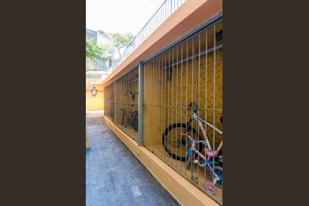 Apartamento à venda com 82m², 2 quartos e 1 vagaÁrea comum