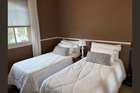 Casa à venda com 4 quartos, 370m² em Morumbi, São Paulo