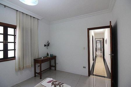 Casa à venda com 3 quartos, 330m² em Vila Mussoline, São Bernardo do Campo