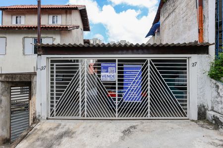 Casa à venda com 125m², 2 quartos e 2 vagasFachada
