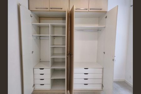 Kitnet/Studio para alugar com 1 quarto, 25m² em Laranjeiras, Rio de Janeiro