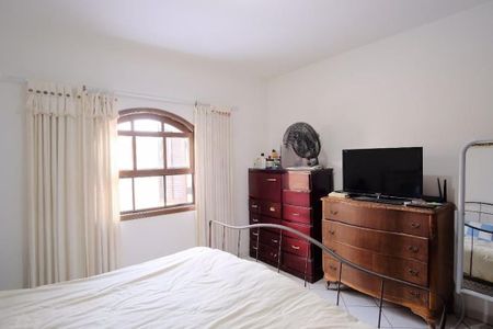 Casa à venda com 4 quartos, 250m² em Vila Aricanduva, São Paulo