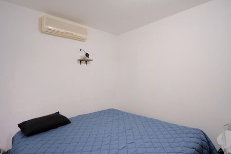 Casa à venda com 4 quartos, 250m² em Vila Aricanduva, São Paulo