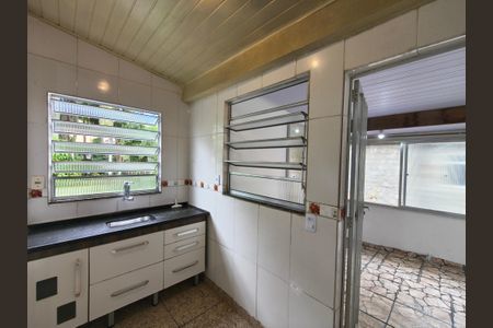 Casa para alugar com 60m², 2 quartos e sem vaga Casa para alugar com 60m², 2 quartos e sem vagaCozinha