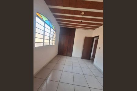 Casa para alugar com 3 quartos, 108m² em Caieiras, Vespasiano