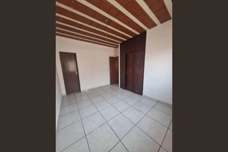 Casa para alugar com 3 quartos, 108m² em Caieiras, Vespasiano