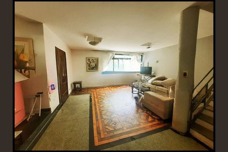 Casa à venda com 3 quartos, 310m² em Vila Mariana, São Paulo