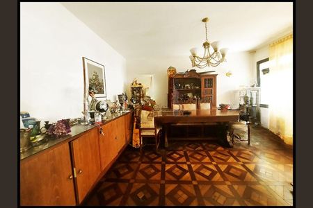 Casa à venda com 3 quartos, 310m² em Vila Mariana, São Paulo