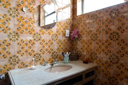 Apartamento à venda com 90m², 3 quartos e 1 vaga Apartamento à venda com 90m², 3 quartos e 1 vagaBanheiro Social