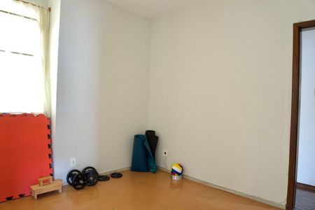 Apartamento à venda com 90m², 3 quartos e 1 vaga Apartamento à venda com 90m², 3 quartos e 1 vagaSala 2