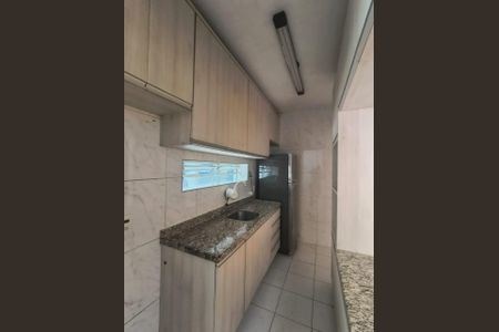Cozinha de apartamento para alugar com 2 quartos, 68m² em Nonoai, Porto Alegre