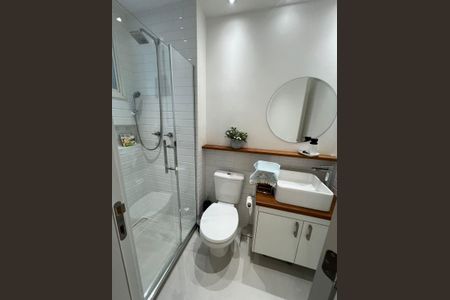 Apartamento à venda com 82m², 3 quartos e 2 vagas Apartamento à venda com 82m², 3 quartos e 2 vagasBanheiro