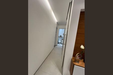 Apartamento à venda com 82m², 3 quartos e 2 vagas Apartamento à venda com 82m², 3 quartos e 2 vagasCorredor