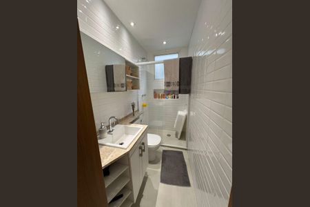 Apartamento à venda com 82m², 3 quartos e 2 vagas Apartamento à venda com 82m², 3 quartos e 2 vagasBanheiro