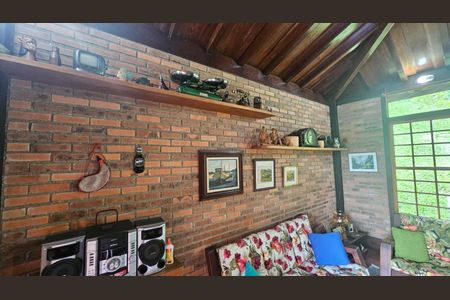 Casa à venda com 3 quartos, 164m² em Serra Grande, Niterói