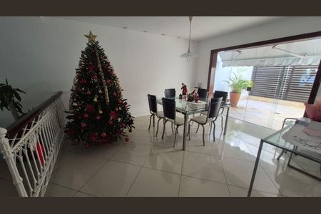 Casa à venda com 2 quartos, 397m² em Barra da Tijuca, Rio de Janeiro