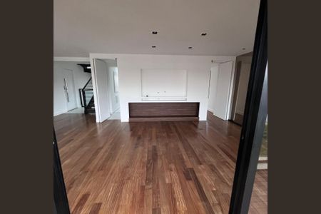 Apartamento à venda com 222m², 2 quartos e 4 vagas