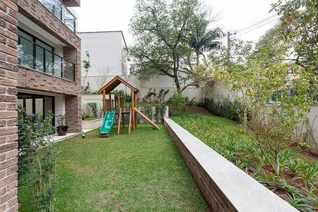 Apartamento à venda com 222m², 2 quartos e 4 vagas