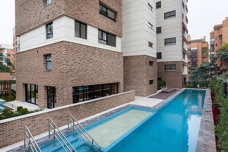 Apartamento à venda com 222m², 2 quartos e 4 vagas