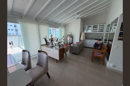 Apartamento à venda com 4 quartos, 230m² em Icaraí, Niterói