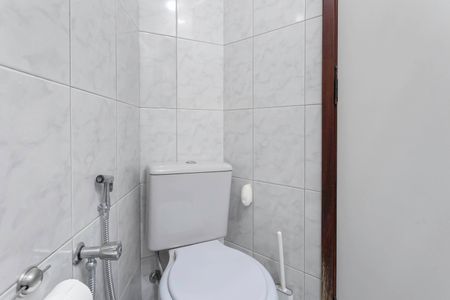Apartamento à venda com 90m², 3 quartos e 1 vaga Apartamento à venda com 90m², 3 quartos e 1 vagaBanheiro da suíte
