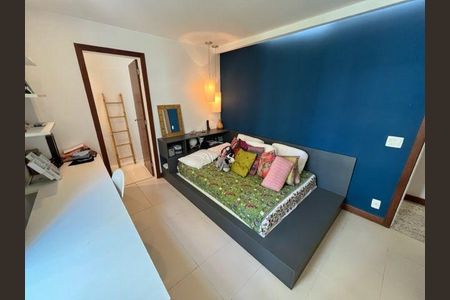 Apartamento à venda com 4 quartos, 151m² em Icaraí, Niterói