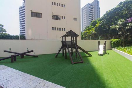 Apartamento à venda com 3 quartos, 167m² em Vila Suzana, São Paulo