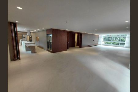Apartamento à venda com 3 quartos, 370m² em Cerqueira César, São Paulo