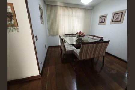 Casa à venda com 3 quartos, 372m² em Jardim Guanabara, Rio de Janeiro