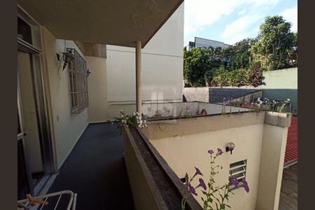 Casa à venda com 3 quartos, 372m² em Jardim Guanabara, Rio de Janeiro